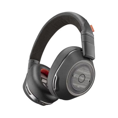 Voyager 8200
